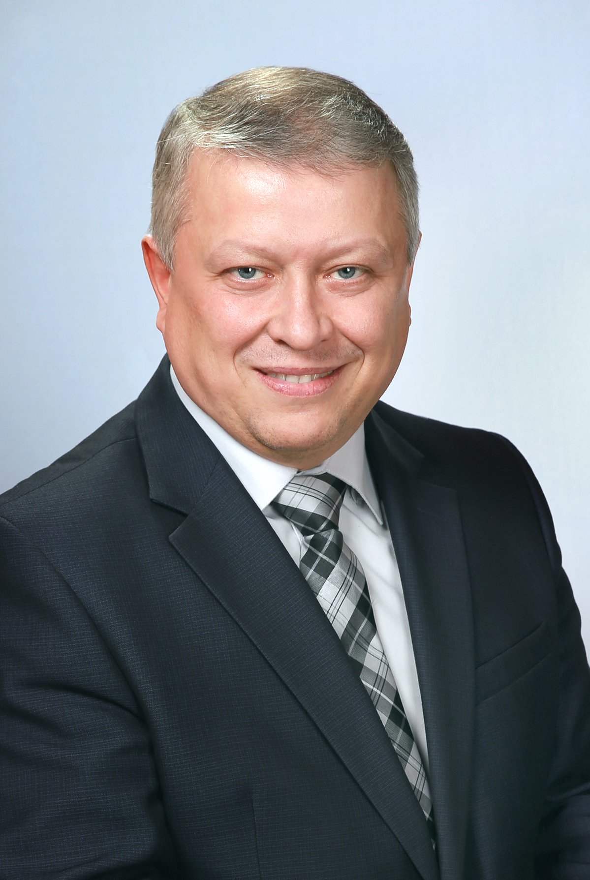 Елистратов Сергей Владимирович.