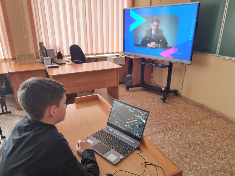 «Урок цифры» «Секреты операционных систем»..